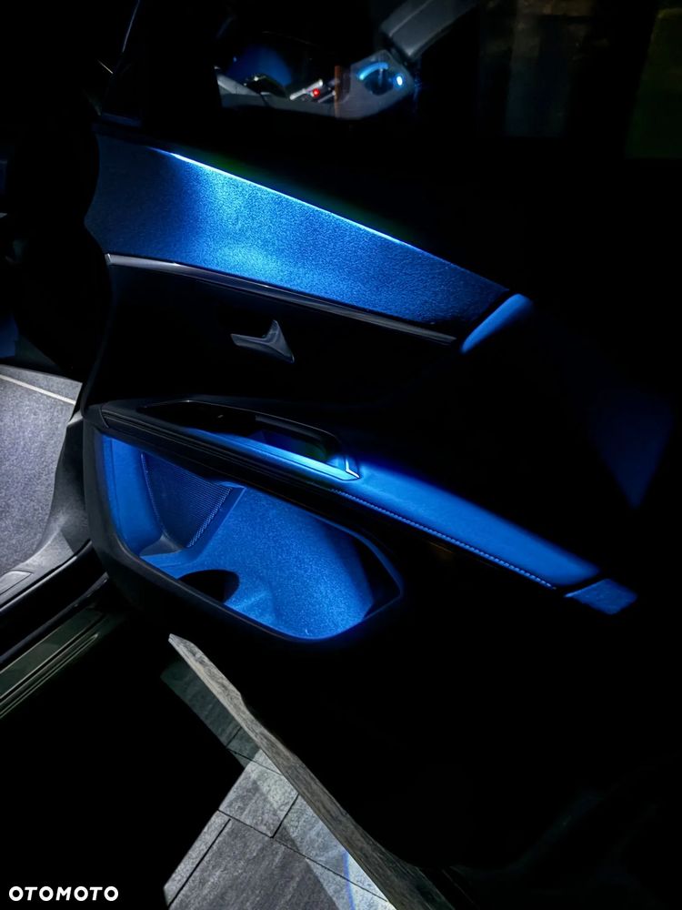 Peugeot 5008 BlueHDi 180 EAT8 GT Pack - 28