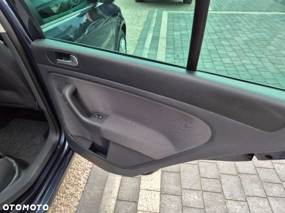 Volkswagen Golf Plus 1.6 Tour - 20