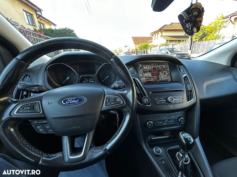 Ford Focus 1.5 TDCi DPF Start-Stopp-System Business - 9