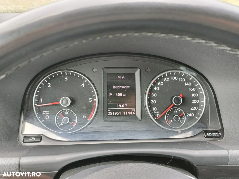 Volkswagen Touran 1.6 TDI DPF BlueMotion Technology Comfortline - 19