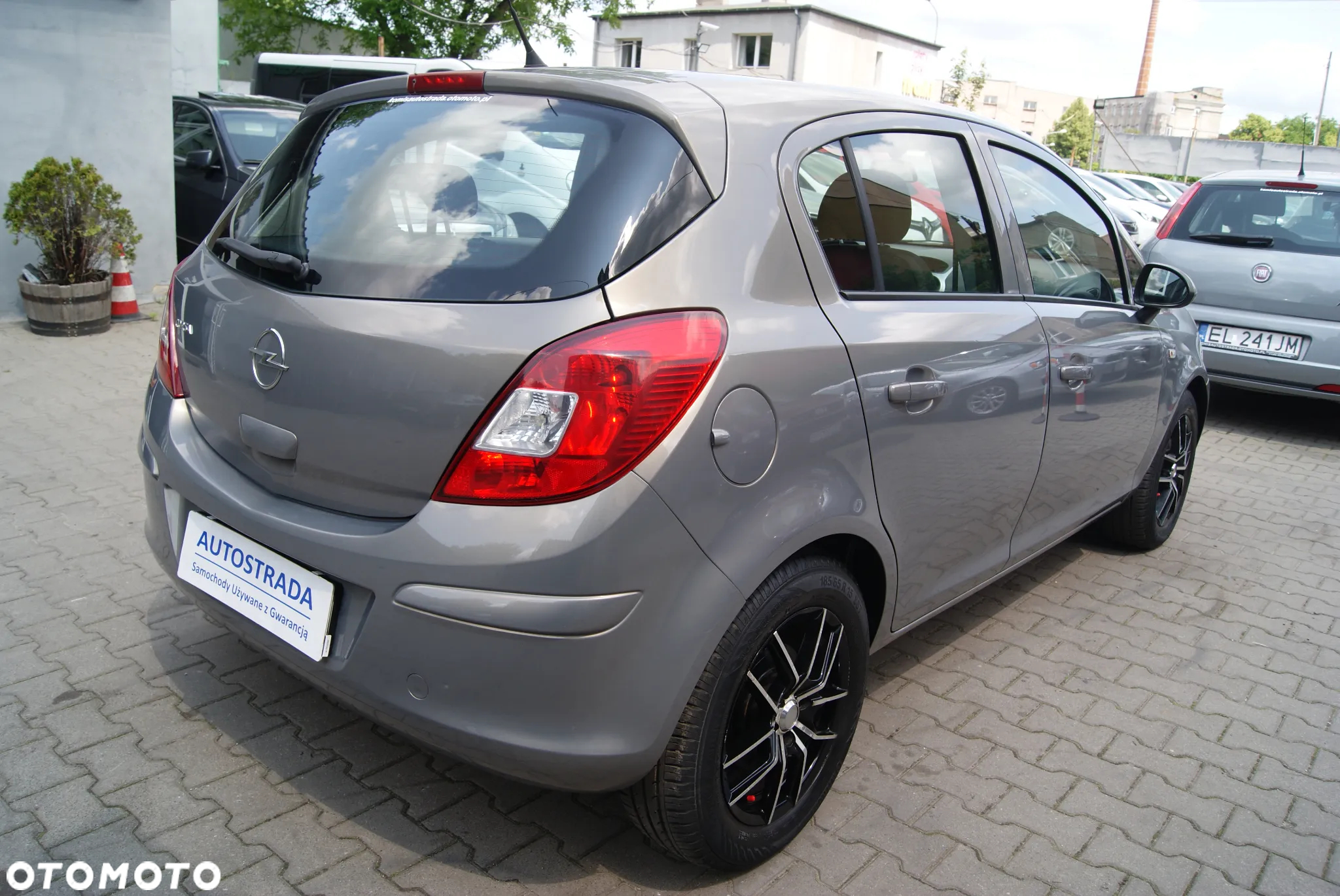 Opel Corsa 1.2 16V Enjoy - 5