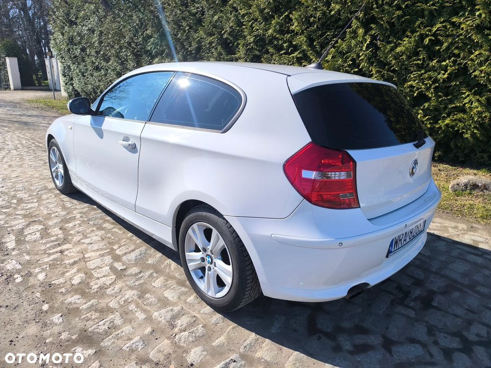 BMW Seria 1 116i - 5