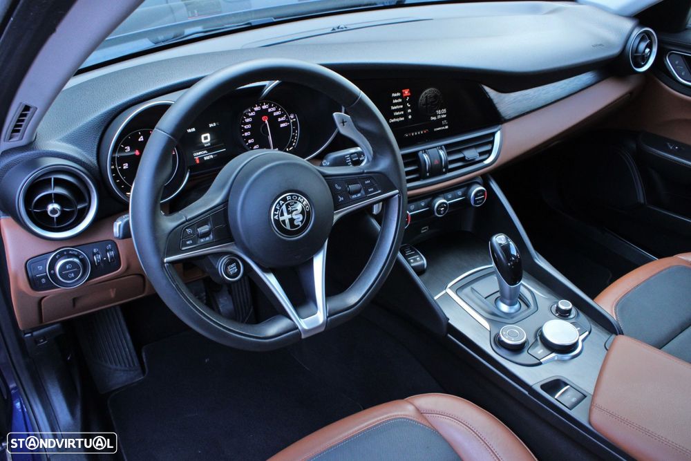 Alfa Romeo Giulia 2.2 D Super AT8 - 5
