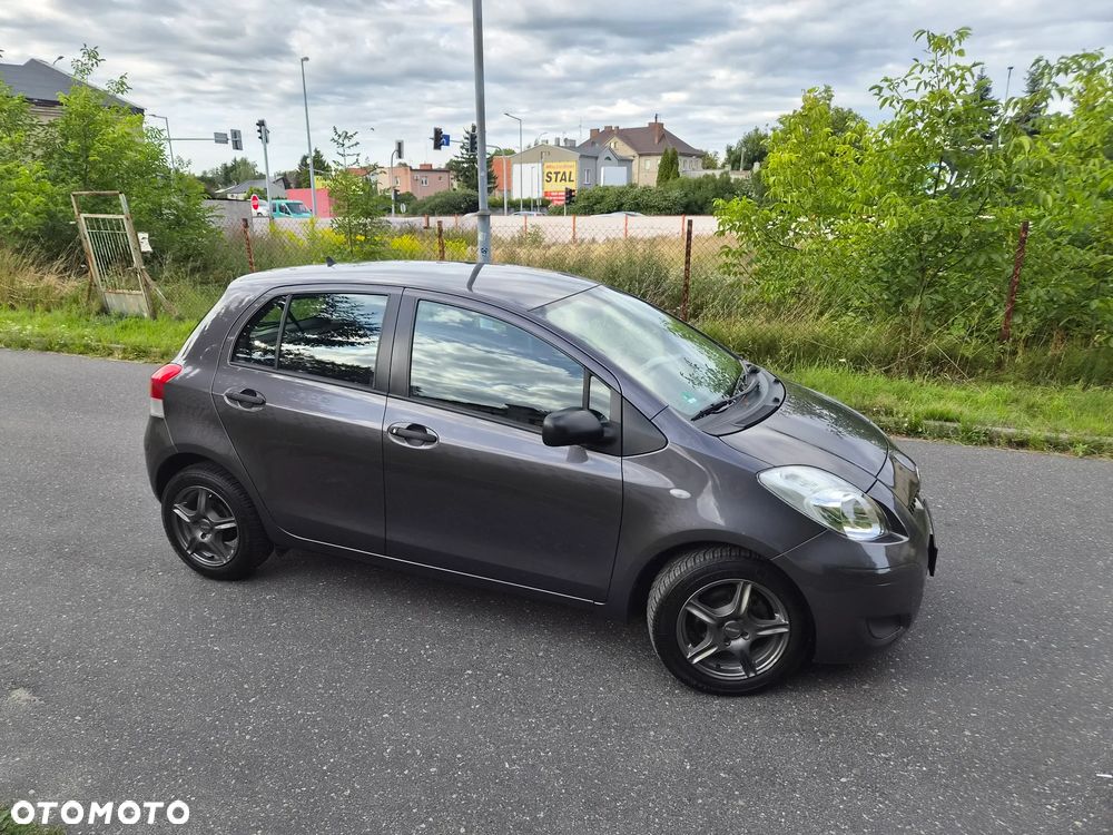Toyota Yaris 1.33 VVT-i Sol - 5