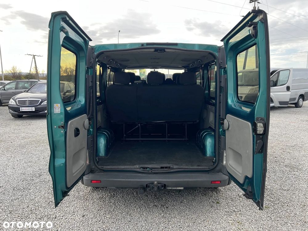 Opel Vivaro L2H1 - 12