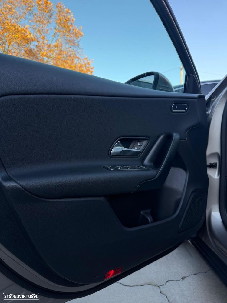 Mercedes-Benz A 180 d Business Solutions Aut. - 25