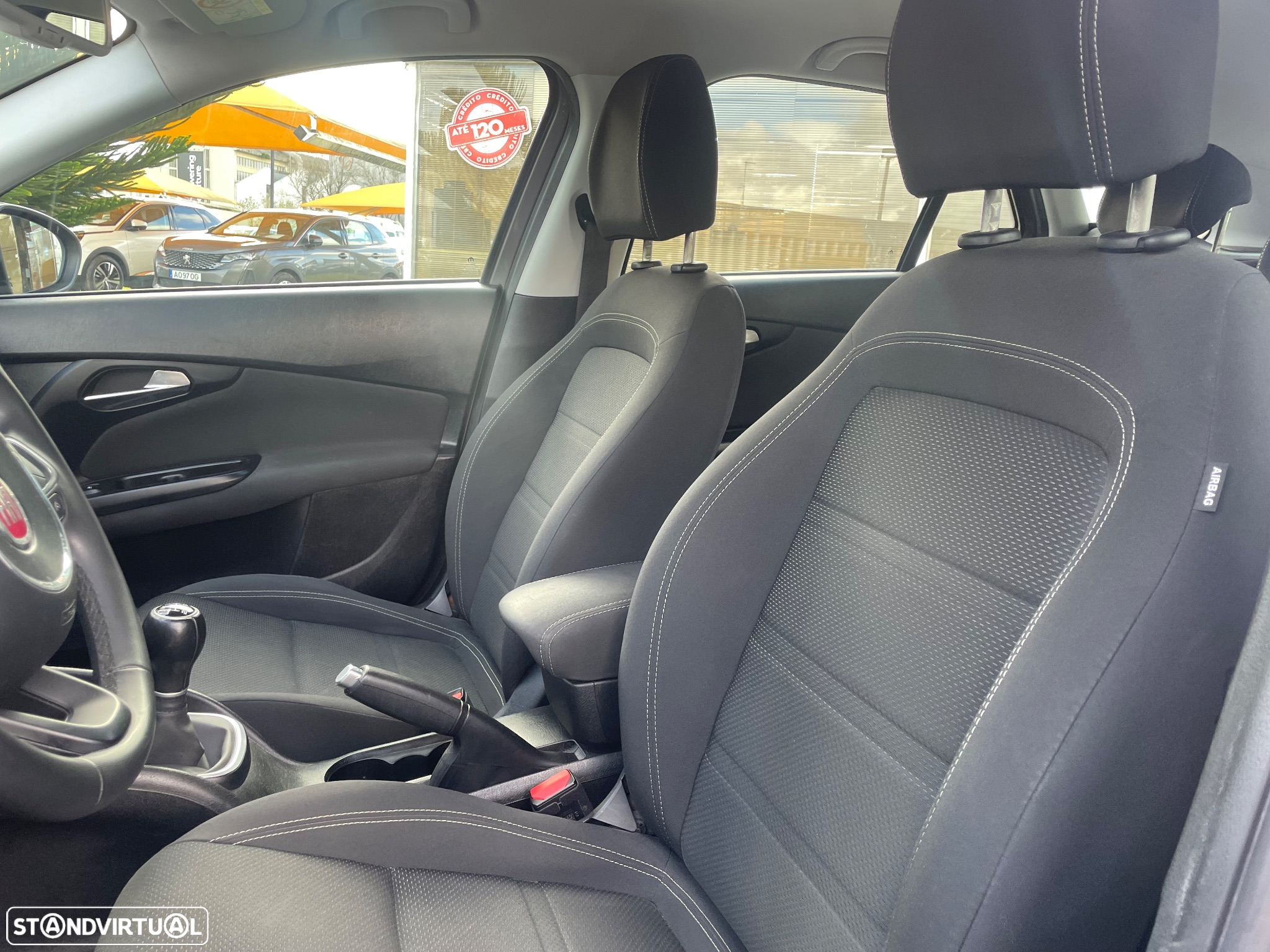 Fiat Tipo Station Wagon 1.3 M-Jet Lounge - 22