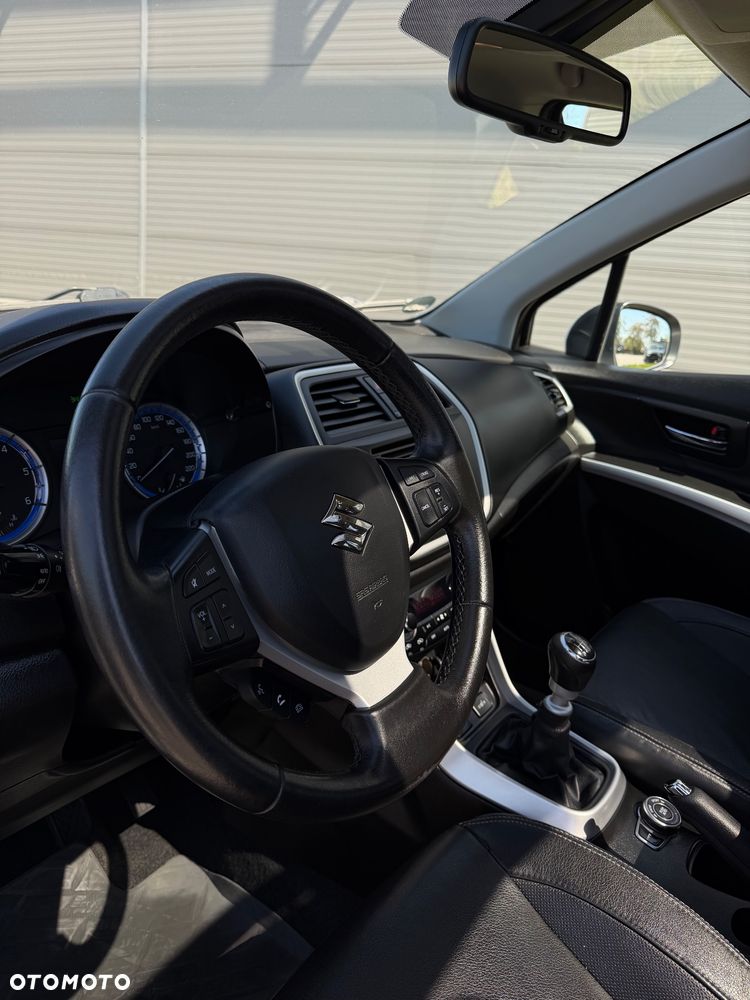 Suzuki SX4 1.9 DDiS 4WD GS / Premium - 29