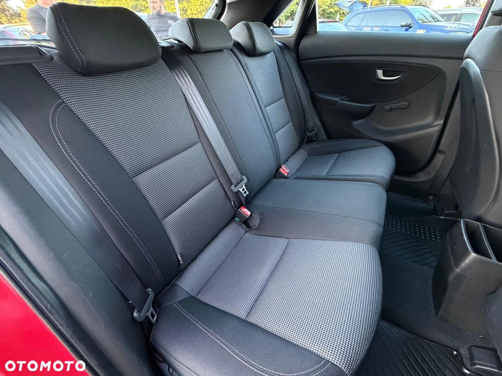 Hyundai i30 1.4 Trend - 29
