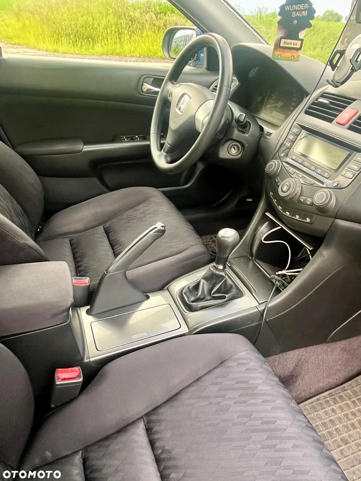 Honda Accord 2.0 Comfort - 12