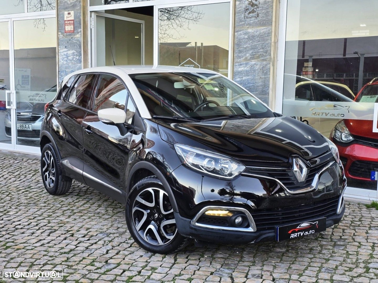 Renault Captur 0.9 TCE Exclusive - 3