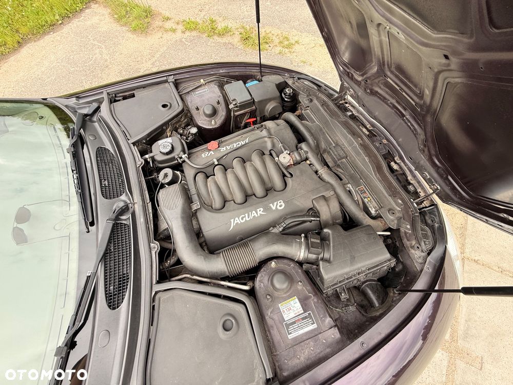 Jaguar XK8 - 7