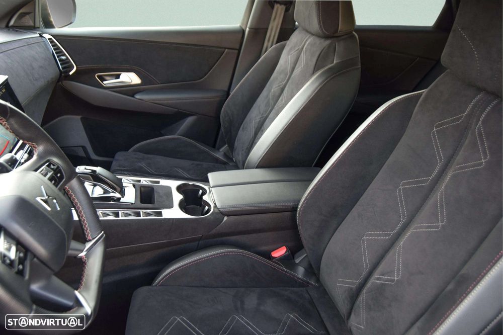 DS DS7 Crossback E-Tense Performance Line EAT8 - 11