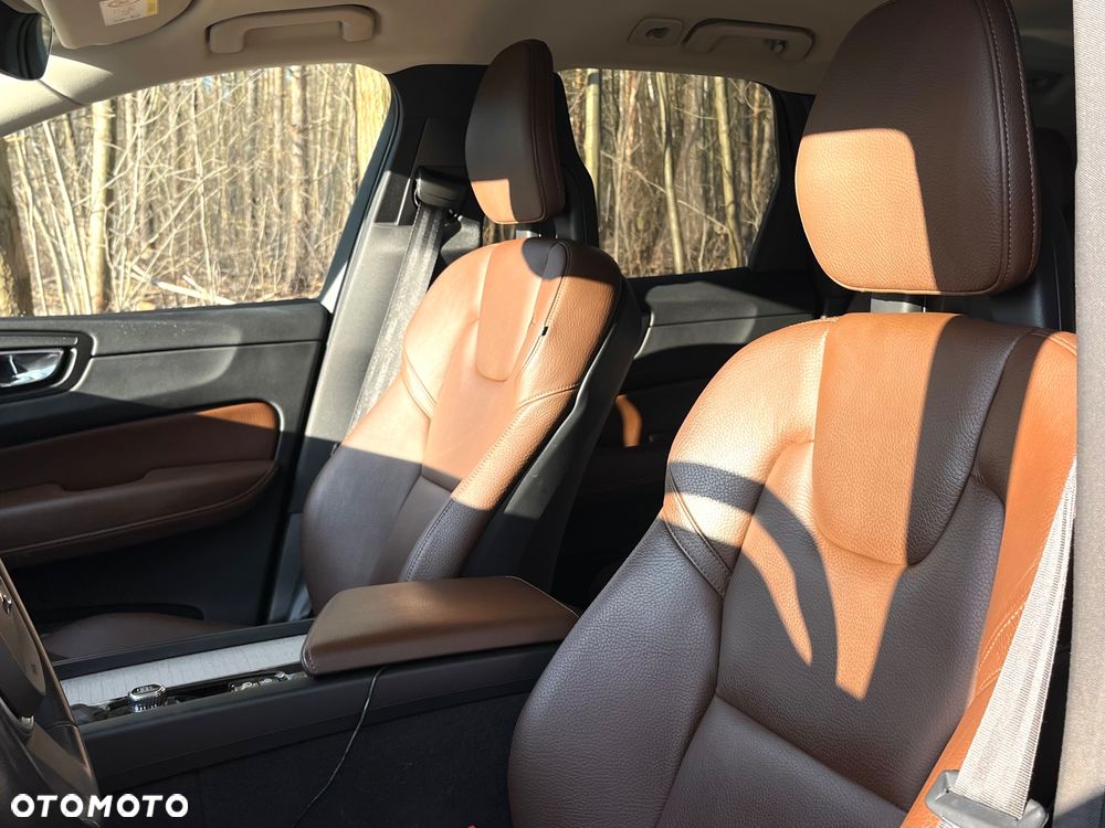 Volvo XC 60 D4 AWD Inscription - 24