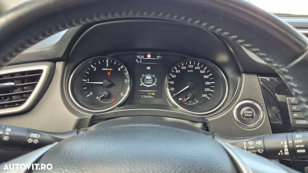 Nissan Qashqai 1.5 DCI TEKNA+ - 16