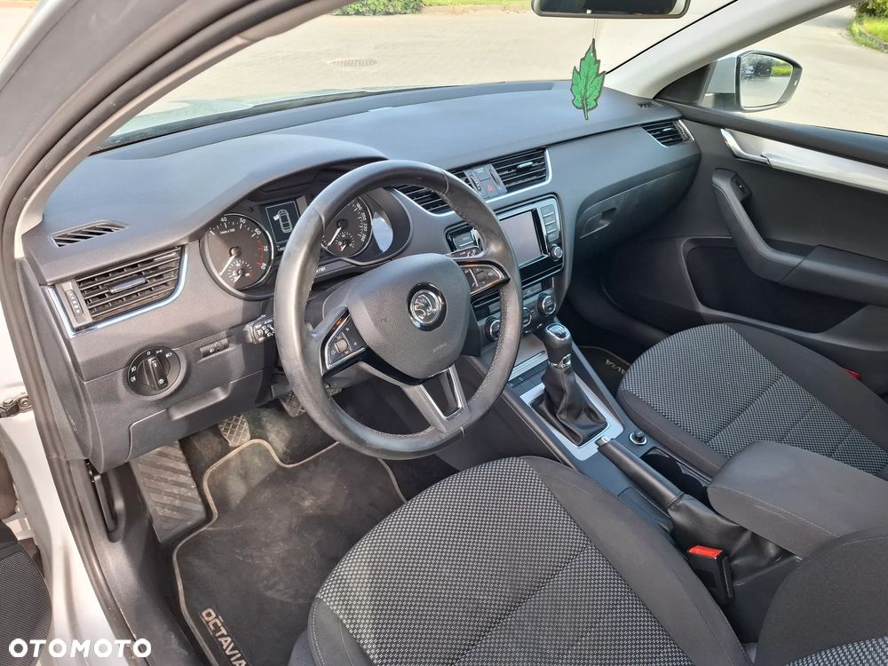 Skoda Octavia - 10