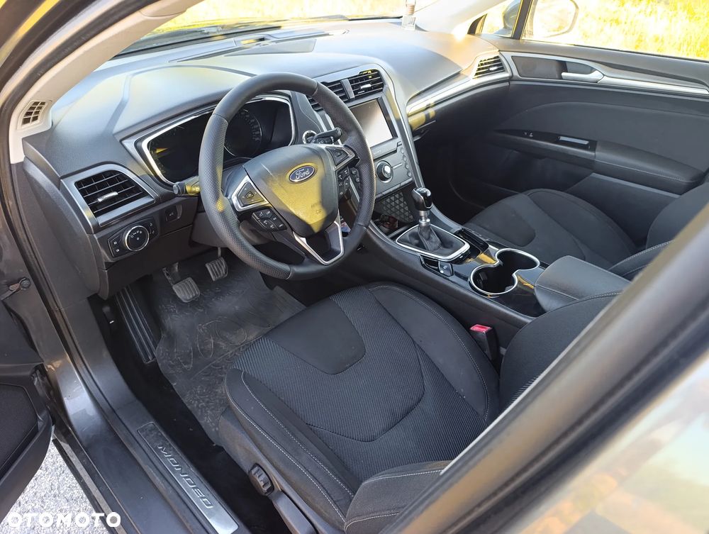 Ford Mondeo 2015 photo 2