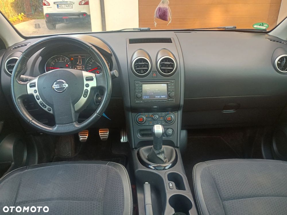 Nissan Qashqai - 16