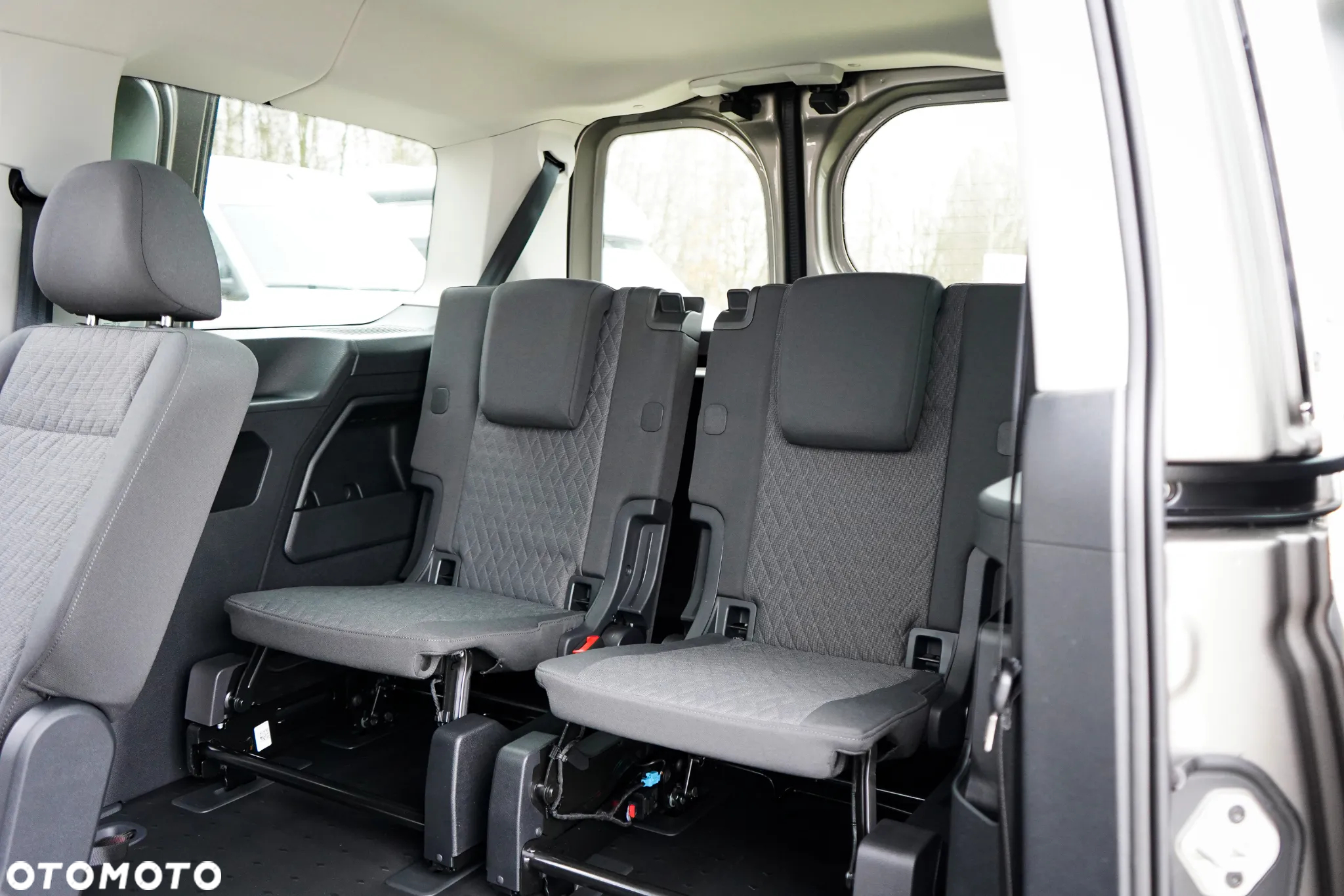 Volkswagen Caddy Maxi 2.0 TDI Life DSG - 22