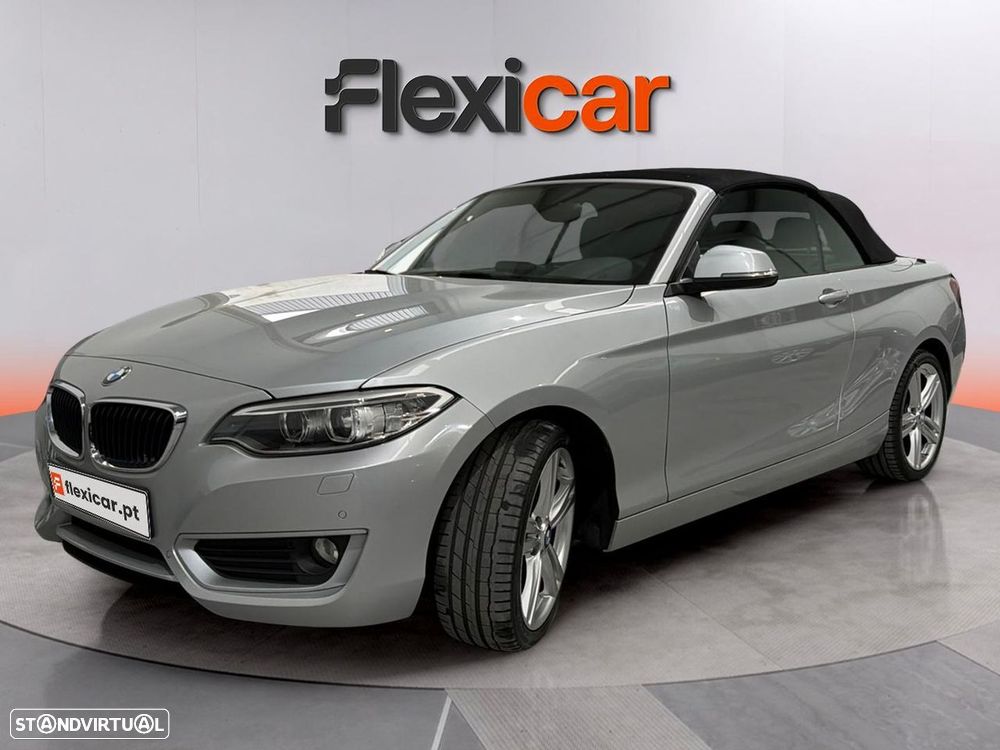 BMW 218 i Cabrio Line Sport - 2