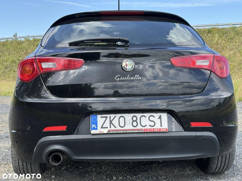 Alfa Romeo Giulietta - 2