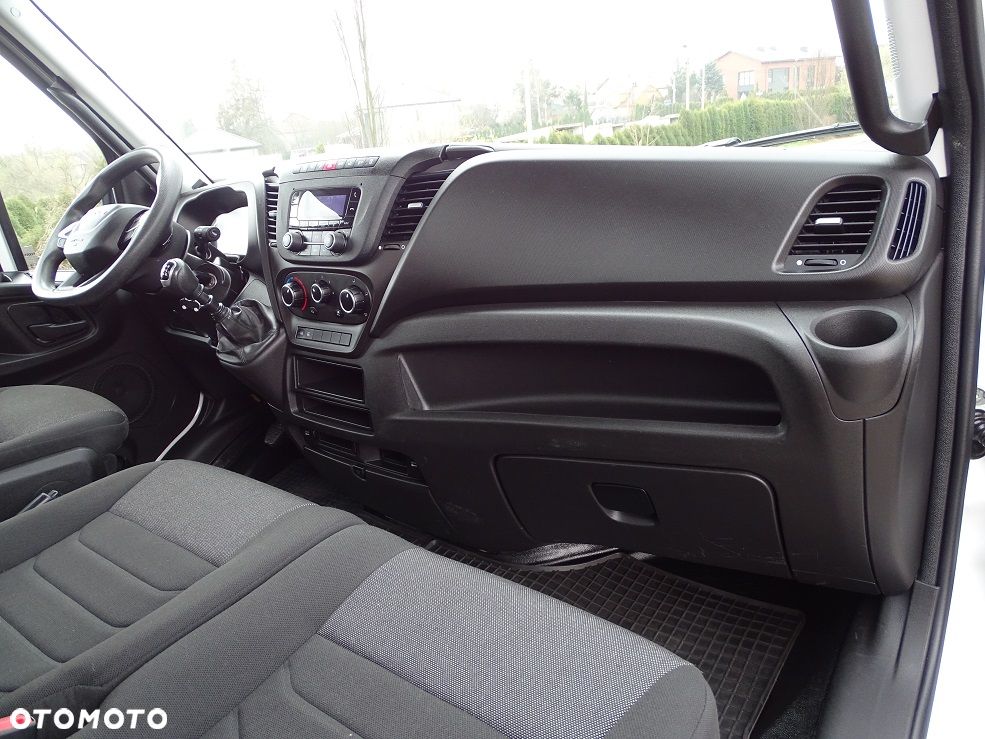 Iveco Daily 50C16 3.0 Wywrotka 3.57 m.+ HDS ŻURAW FASSI 1500 kg. 69 Tyś. Km. SALON PL!! 1 Wł.!! JAK NOWY!! - 34