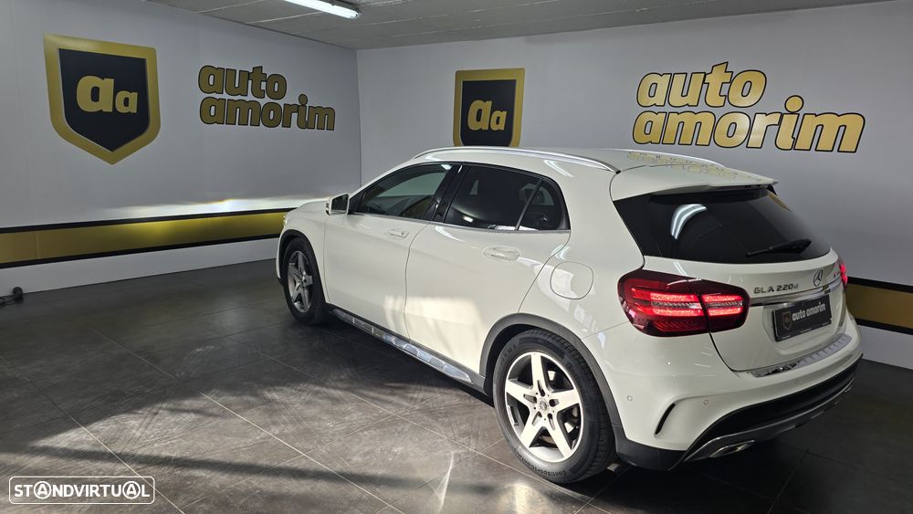 Mercedes-Benz GLA 220 d AMG Line - 11