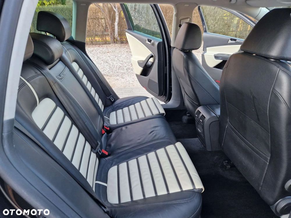 Volkswagen Passat Variant 2.0 TDI Highline DSG - 27