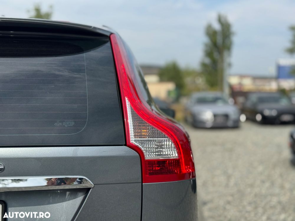 Volvo XC 60 D4 Geartronic Summum - 14