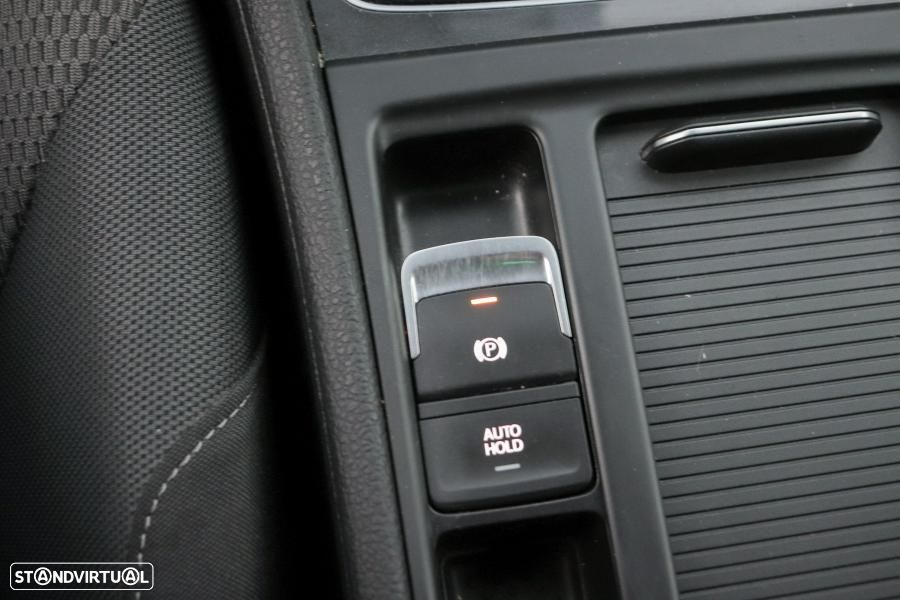 VW e-Golf AC/DC - 18