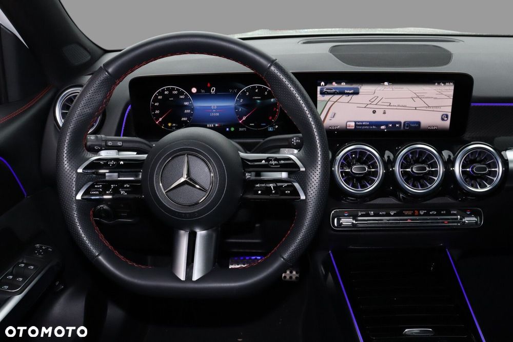 Mercedes-Benz GLB 200 AMG Line 7G-DCT - 15