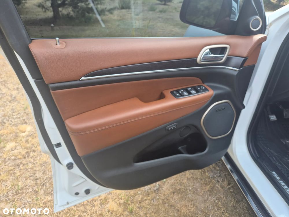 Jeep Grand Cherokee 5.7 V8 HEMI Summit - 18