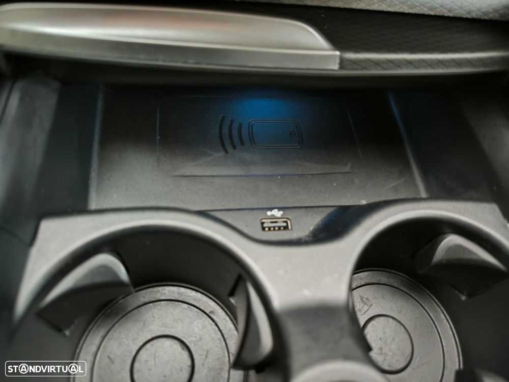 BMW 520 e Pack M - 19