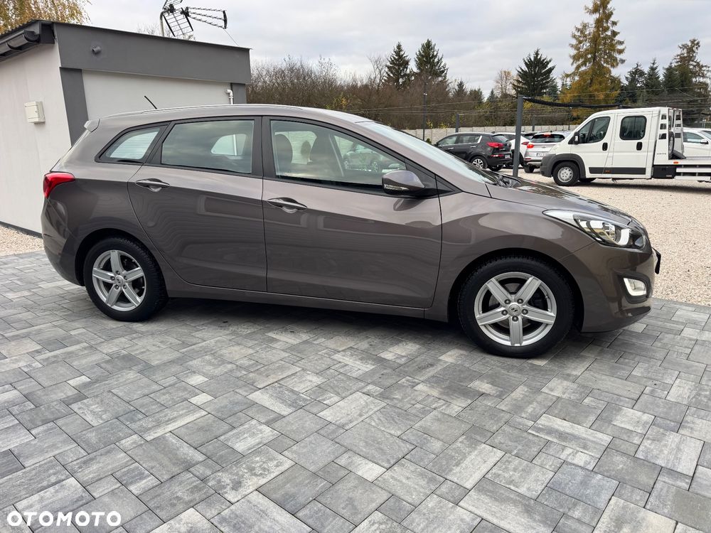 Hyundai i30 1.6 GDI Premium - 5