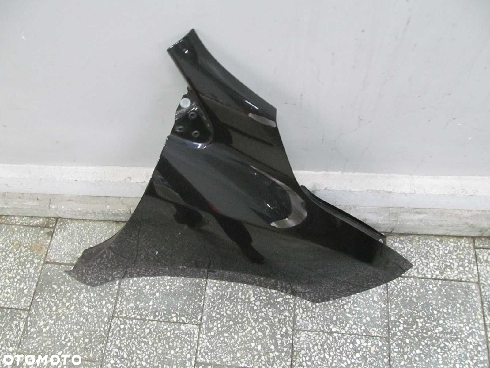 RENAULT MEGANE III HB BLOTNIK PRZOD PRAWY NV676 08-13 - 2