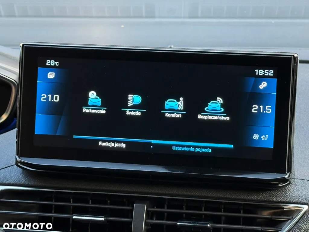 Peugeot 3008 1.5 BlueHDi Allure S&S EAT8 - 26