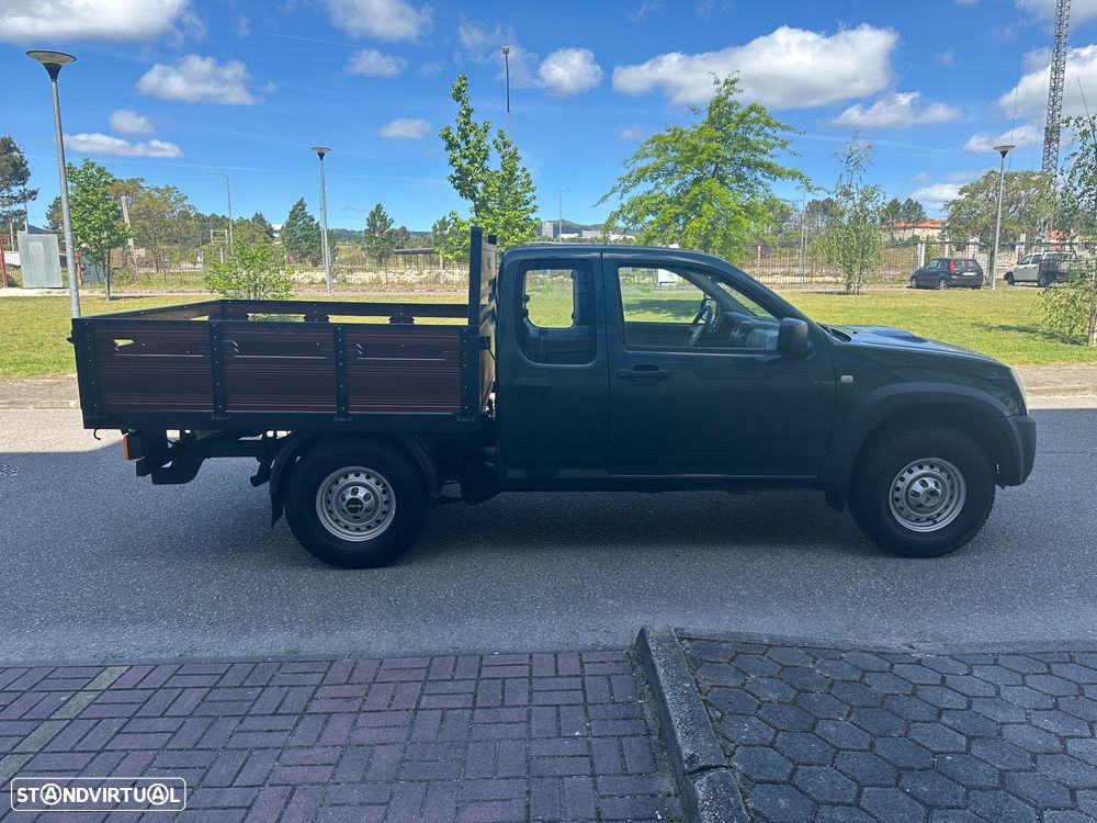 Isuzu D-Max 4x4 Space Cab Custom - 6