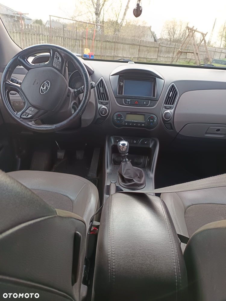Hyundai ix35 - 12
