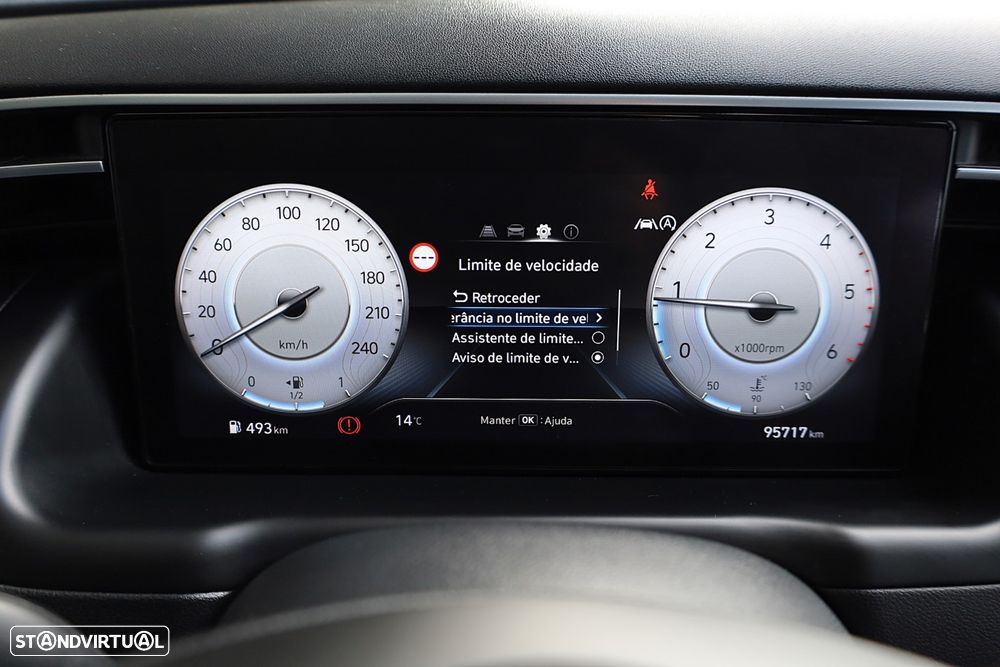 Hyundai Tucson 1.6 CRDi Premium - 40