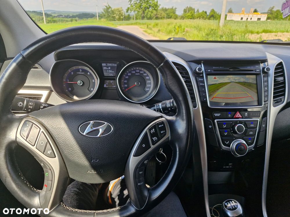 Hyundai i30 1.6 CRDi Premium - 27