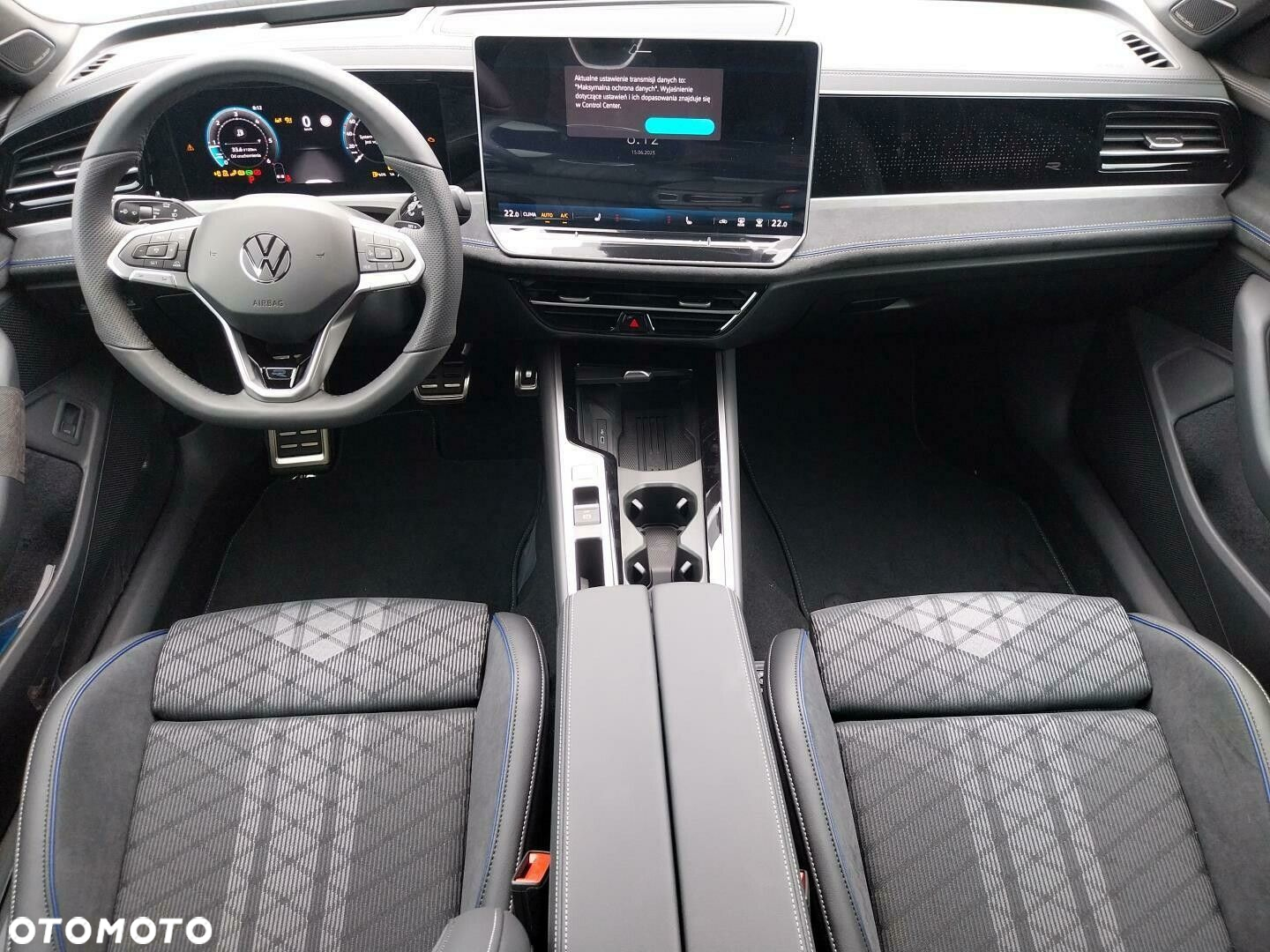 Volkswagen Passat - 16