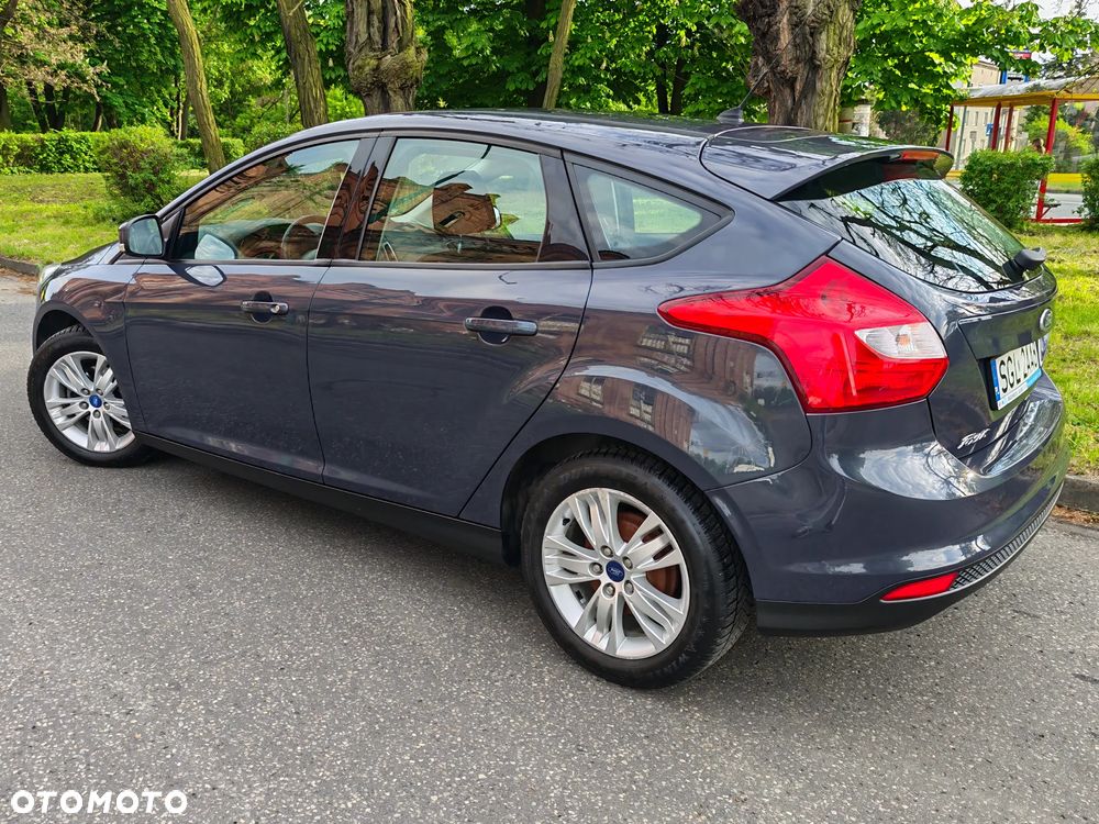 Ford Focus 1.6 Ambiente - 26