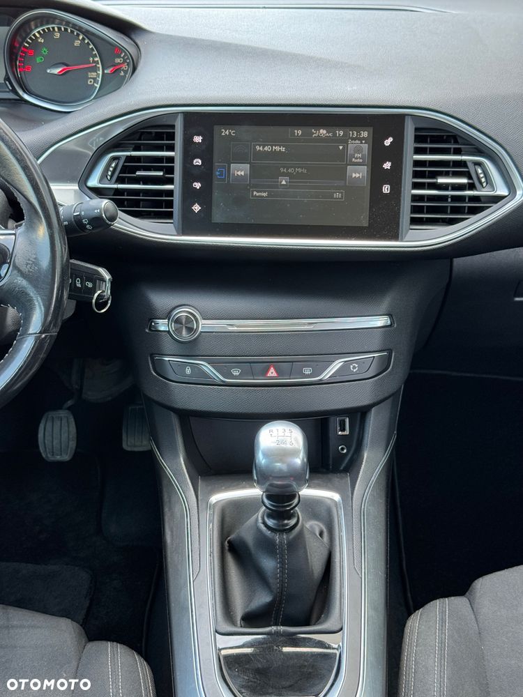 Peugeot 308 1.6 e-HDi Active S&S - 22