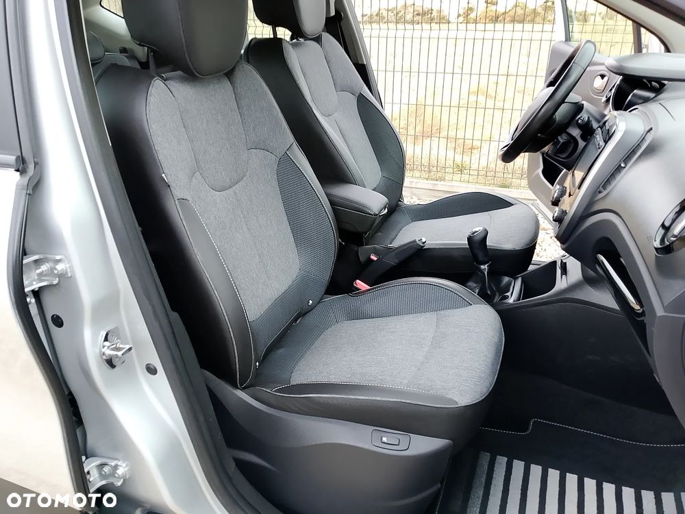 Renault Captur - 26