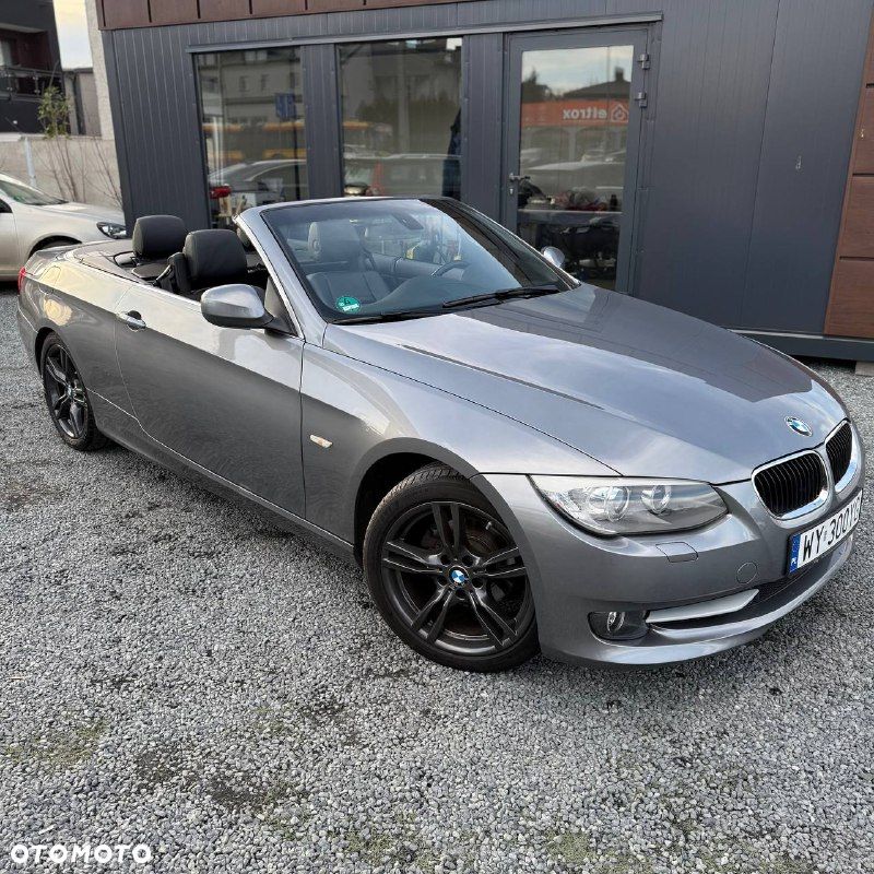 BMW Seria 3 318i Edition Exclusive - 16