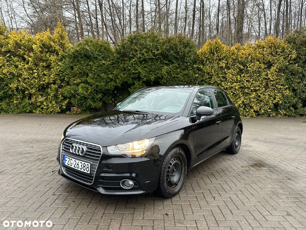 Audi A1 Sportback 1.6 TDI Ambition - 1