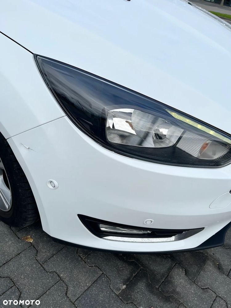 Ford Focus - 21
