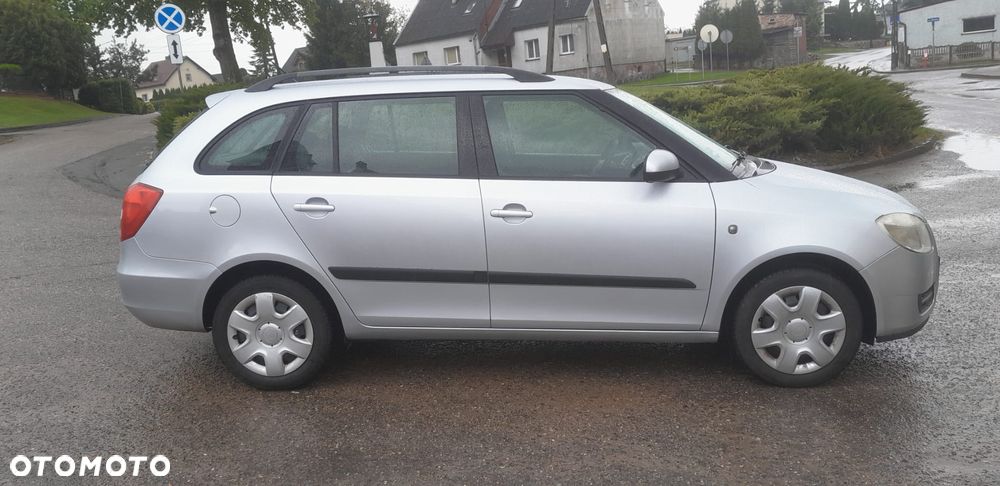 Skoda Fabia - 10