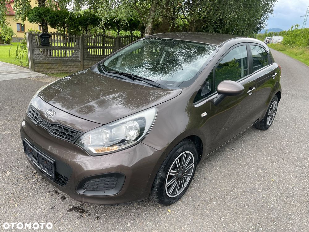 Kia Rio 1.2 Attract - 1