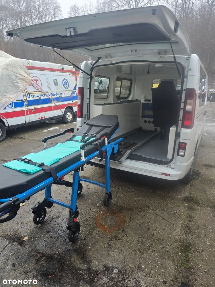 Opel Vivaro 1.6dci Karetka Ambulans Nosze - 16